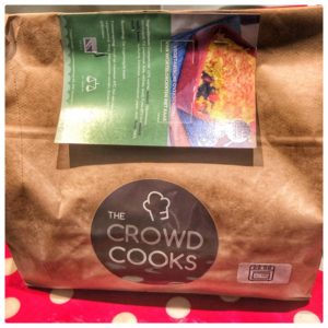 Crowd cooks